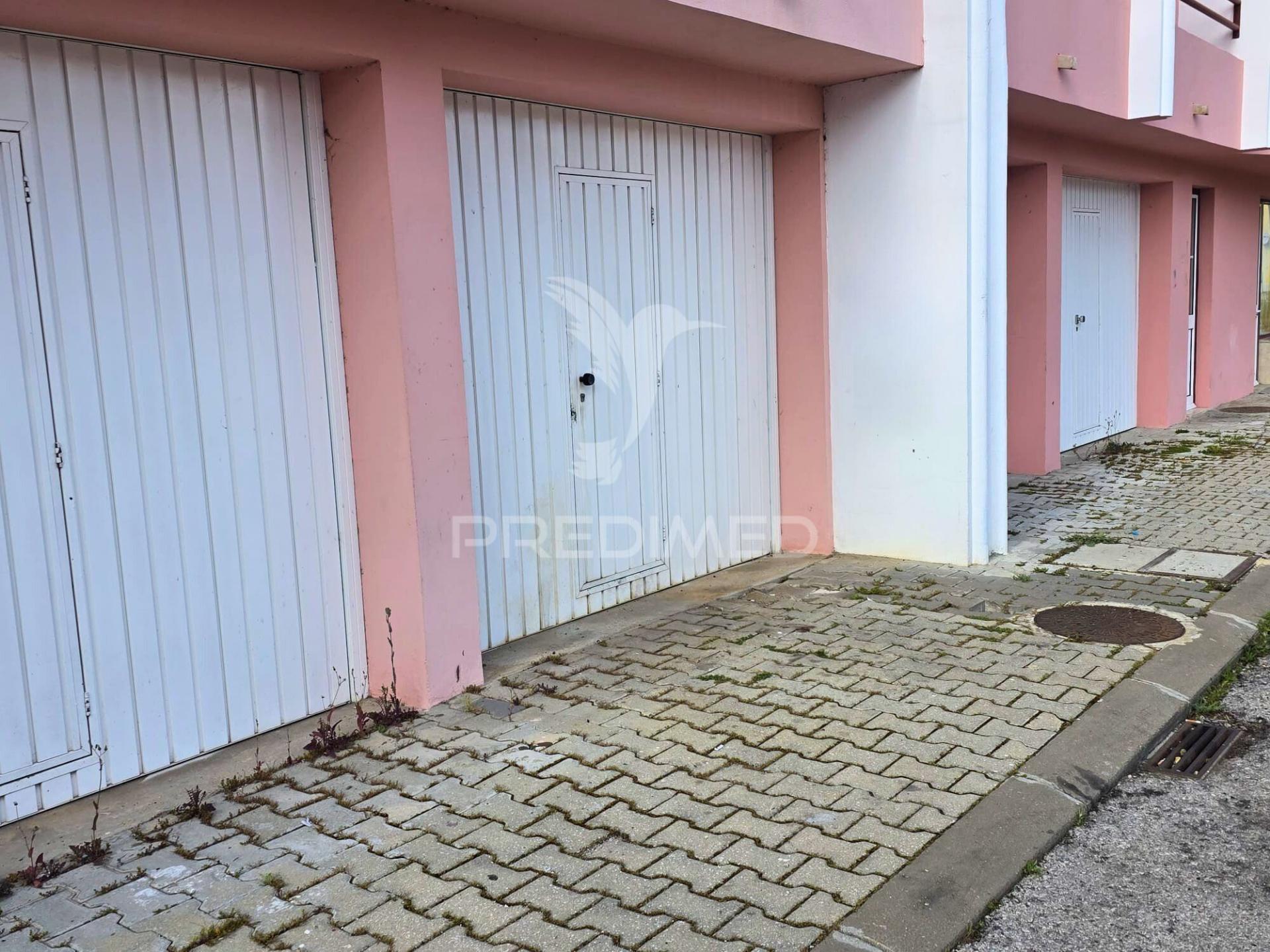 Garagem - centro de grândola