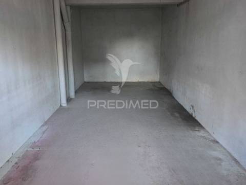 Garagem - centro de grândola