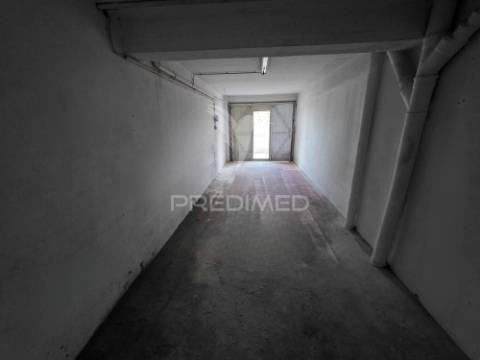 Garagem - centro de grândola