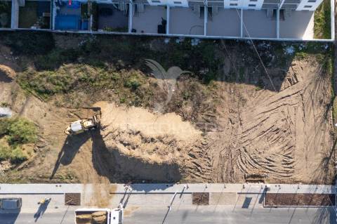 Moradia térrea t4 em estrutura – soutelo, vila verde