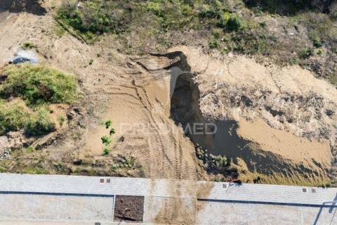 Moradia térrea t4 em estrutura – soutelo, vila verde