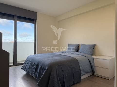 Apartamento t3 com 2 varandas e vista mar em sines
