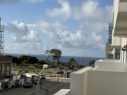 Apartamento t3 com 2 varandas e vista mar em sines