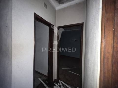 Moradia t3 olhos de água