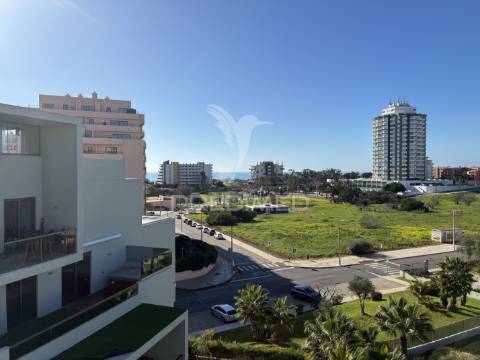 último andar com vista mar a 2 minutos da praia | condomínio exclusivo