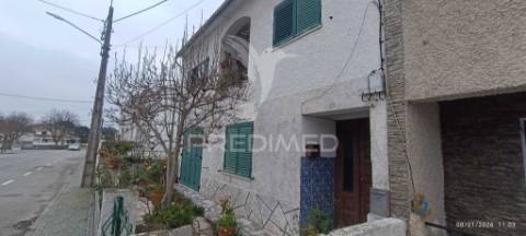 ? vivenda de 1.º andar à venda na encantadora vila de nisa