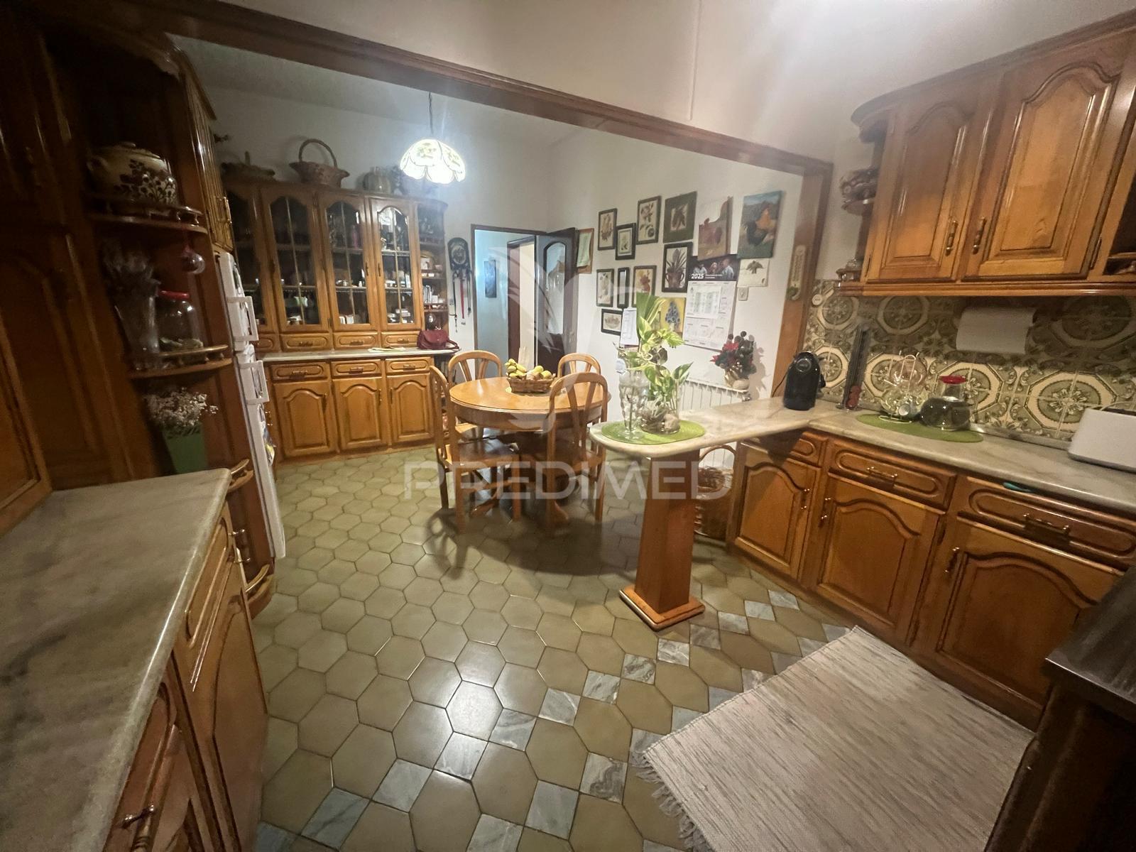 ? vivenda de 1.º andar à venda na encantadora vila de nisa