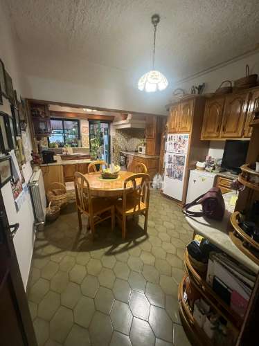 ? vivenda de 1.º andar à venda na encantadora vila de nisa