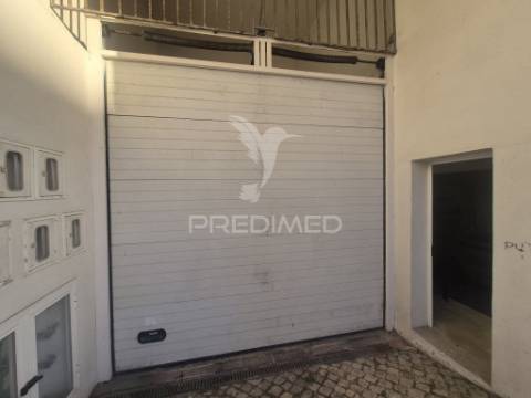 Apartamento t3 com garagem e sótão - pinhal novo