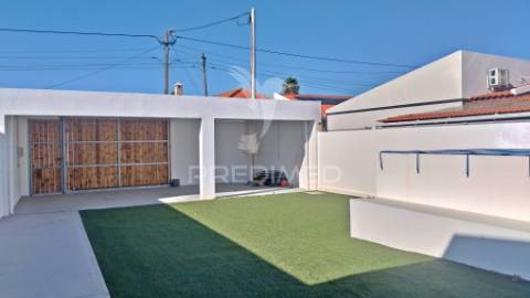 Moradia para arrendamento