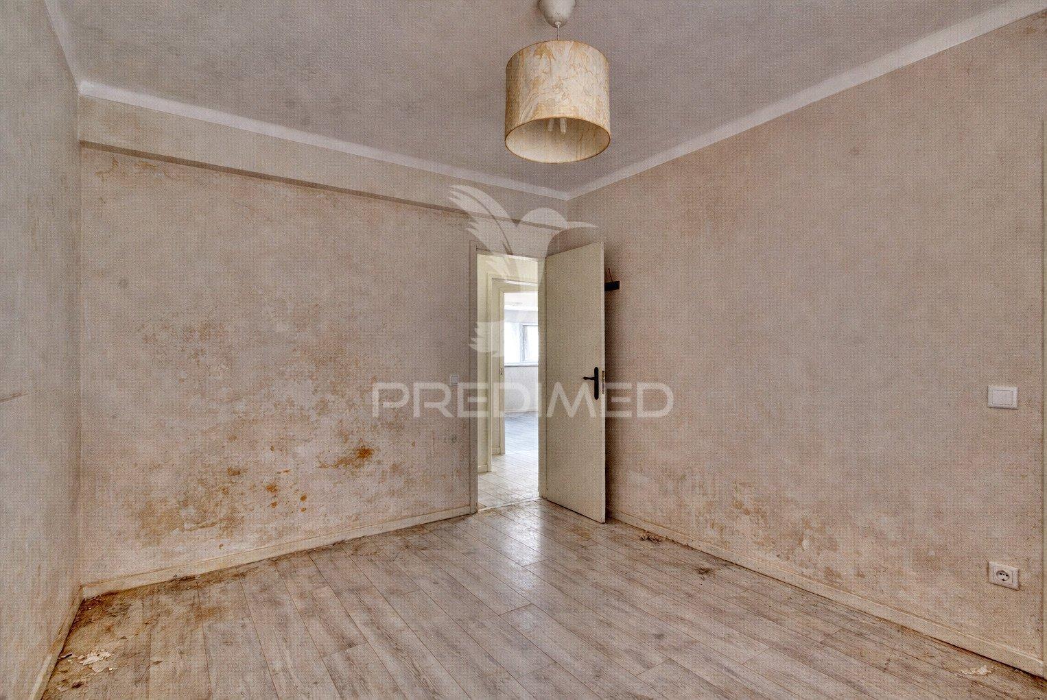 Apartamento t2 para remodelação total