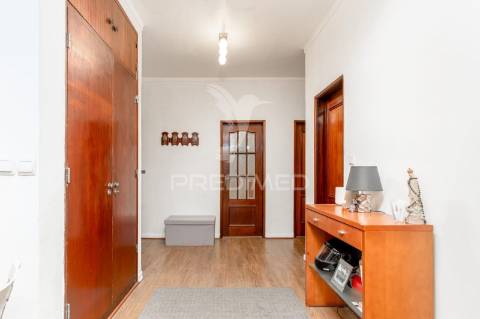 T3 com logradouro amora-seixal