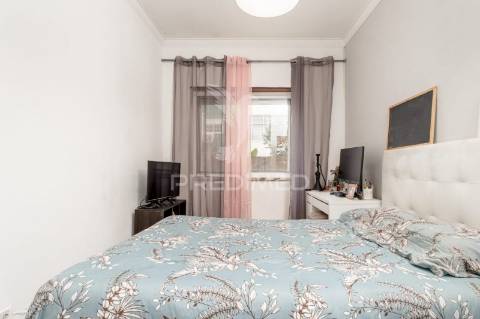 T3 com logradouro amora-seixal