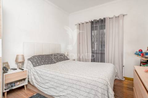 T3 com logradouro amora-seixal