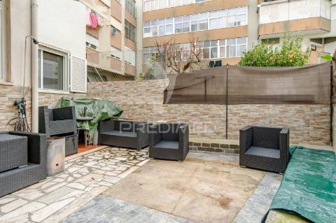 T3 com logradouro amora-seixal