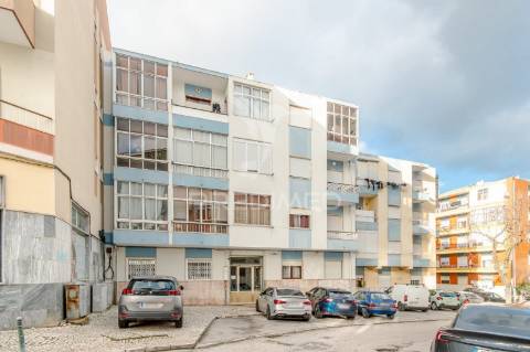 T3 com logradouro amora-seixal