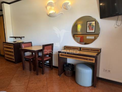 Imperdivel t0 no centro de albufeira