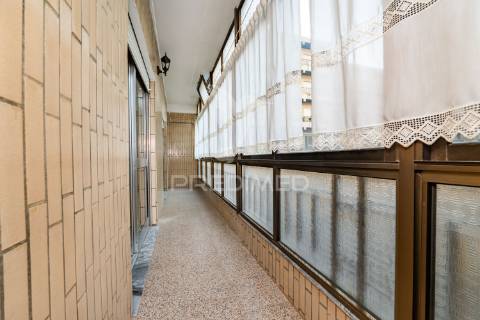 Apartamento t3 para venda na rua dos congregados.