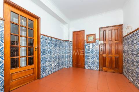 Apartamento t3 para venda na rua dos congregados.