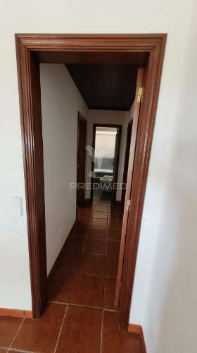 Moradia com 4 quartos no centro de salvaterra de magos