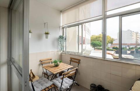 Apartamento t3 com terraço em matosinhos