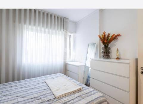 Apartamento t3 com terraço em matosinhos