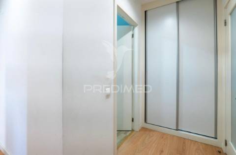 Apartamento t3 com terraço em matosinhos