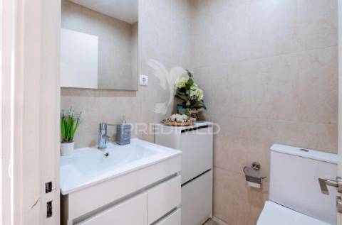 Apartamento t3 com terraço em matosinhos