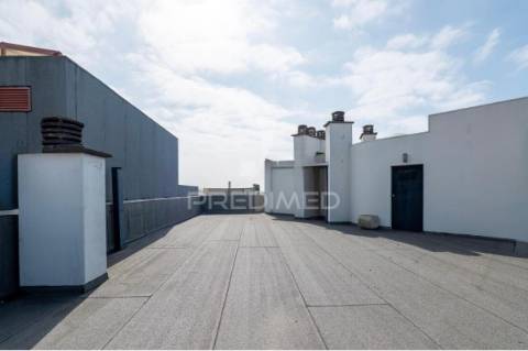 Apartamento t3 com terraço em matosinhos