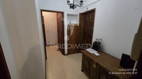 Apartamento t3 junto a praça velasquez