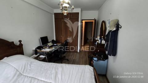 Apartamento t3 junto a praça velasquez