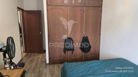 Apartamento t3 junto a praça velasquez
