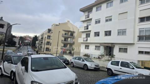 Apartamento t3 junto a praça velasquez