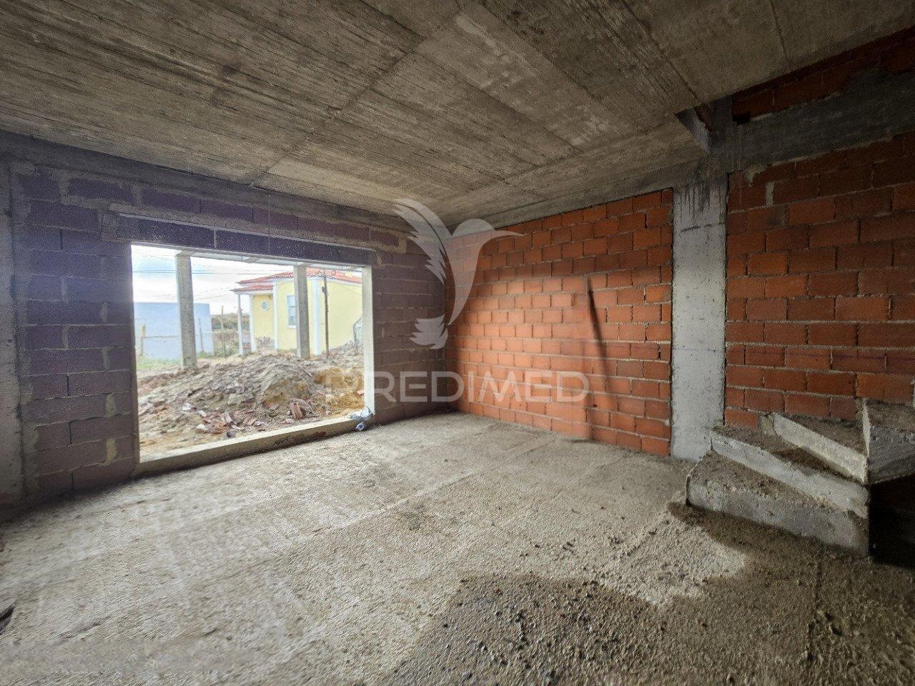 Moradia geminada t3 c/pérgula, pinhal general - fernão ferro