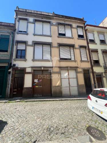 Prédio residencial à venda na rua de miraflor, 209 campanhã, porto