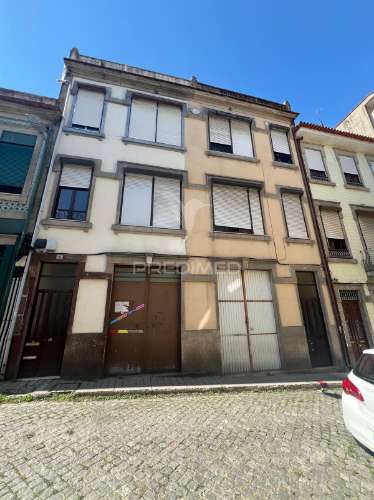 Prédio residencial à venda na rua de miraflor, 209 campanhã, porto