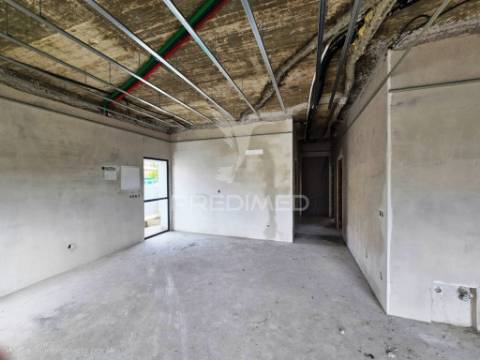 Moradia isolada térrea t3+1, qta. laranjeiras - fernão fero