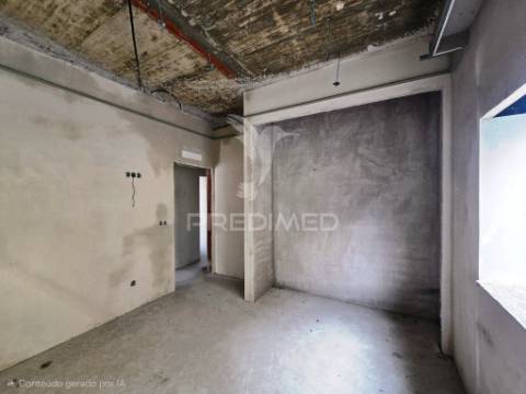 Moradia isolada térrea t3+1, qta. laranjeiras - fernão fero