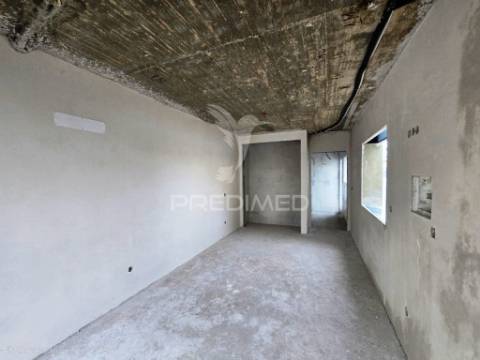 Moradia isolada térrea t3+1, qta. laranjeiras - fernão fero