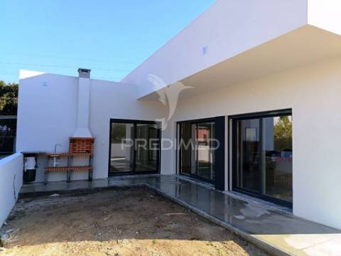 Moradia isolada térrea t3+1, pinhal general - fernão ferro