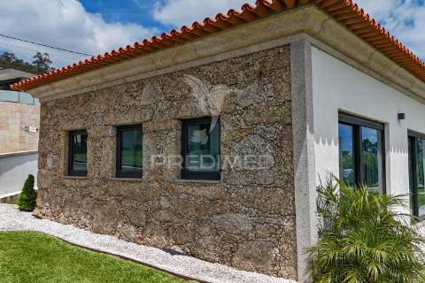 Moradia térrea t3 - nova - (arrendamento)