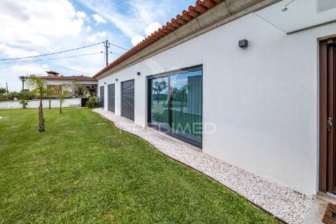 Moradia térrea t3 - nova - (arrendamento)