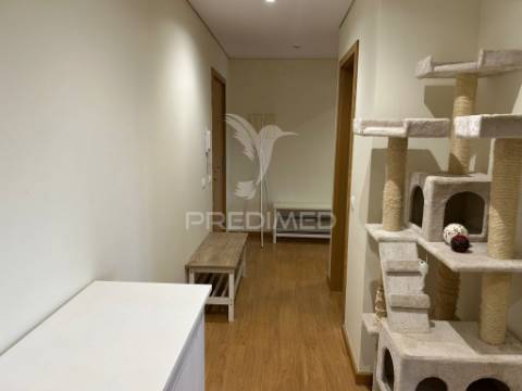 Apartamento t3 com parqueamento em bucelas