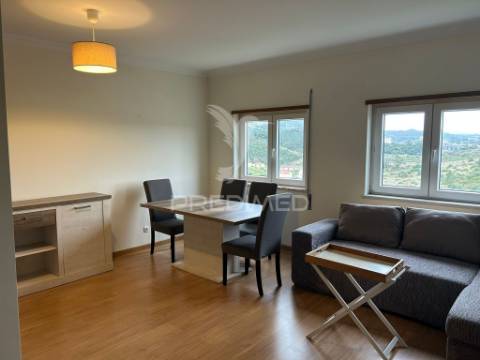 Apartamento t3 com parqueamento em bucelas