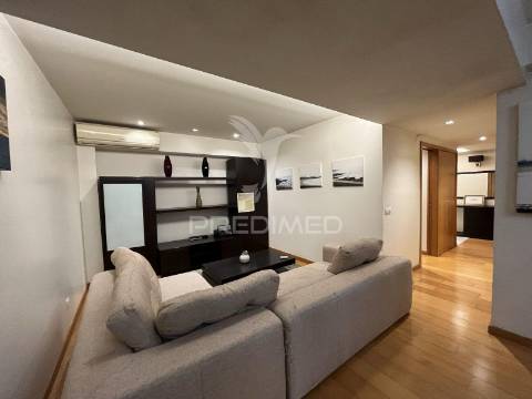 Apartamento t4 remodelado – avenida são joão xxi, braga ?!