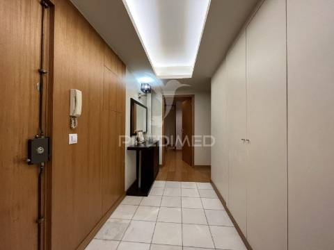 Apartamento t4 remodelado – avenida são joão xxi, braga ?!