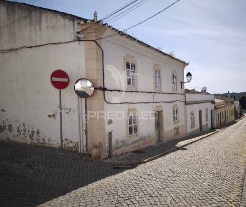 Paderne- oportunidade de investimento no centro de paderne