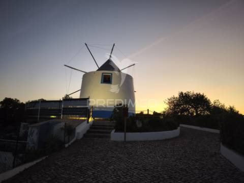 Paderne- oportunidade de investimento no centro de paderne