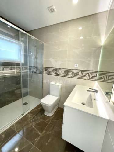 Moradia t3 + 1 escritório | elevado padrão | design contemporâneo | garagem para 5 viaturas