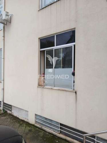 Loja na cidade de braga – freguesia de são vítor ?